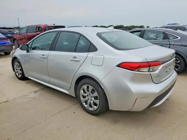 5YFEPMAE5NP361868 2022 TOYOTA COROLLA - Image 2