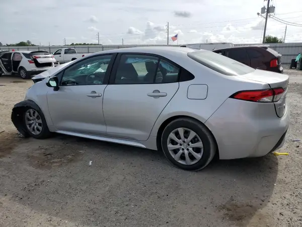 5YFEPMAE5NP365161 2022 TOYOTA COROLLA - Image 2