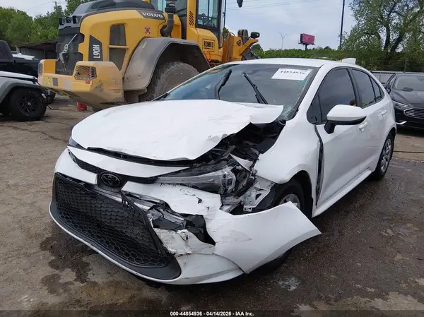 5YFEPMAE5NP365208 2022 TOYOTA COROLLA - Image 2