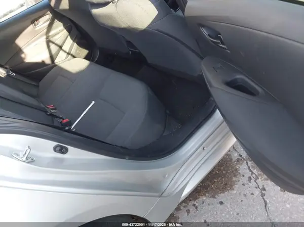 5YFEPMAE5NP366066 2022 TOYOTA COROLLA - Image 8