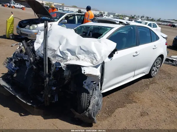 5YFEPMAE5NP367458 2022 TOYOTA COROLLA - Image 2