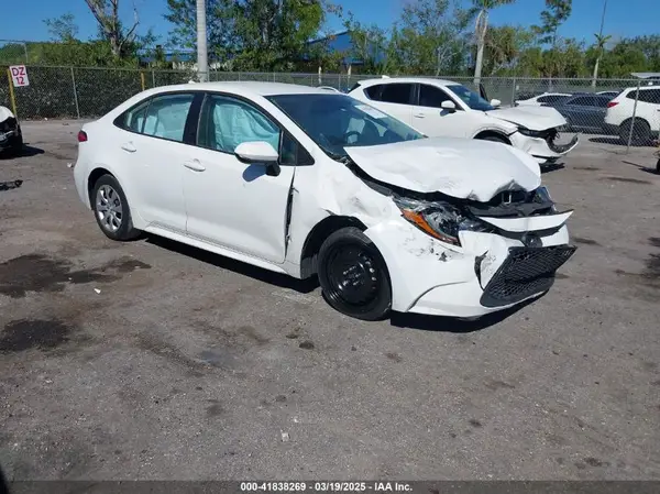 5YFEPMAE5NP370179 2022 TOYOTA COROLLA - Image 1