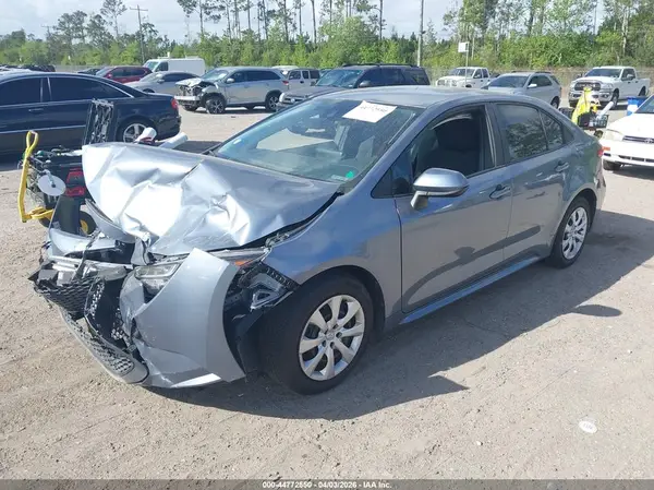 5YFEPMAE5NP372112 2022 TOYOTA COROLLA - Image 2