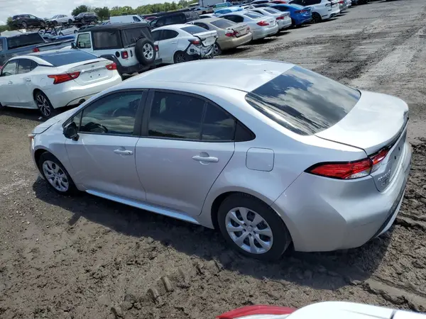 5YFEPMAE5NP373342 2022 TOYOTA COROLLA - Image 2