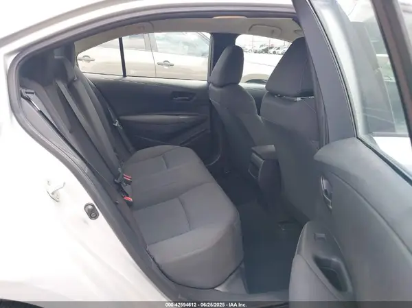 5YFEPMAE5NP375298 2022 TOYOTA COROLLA - Image 8