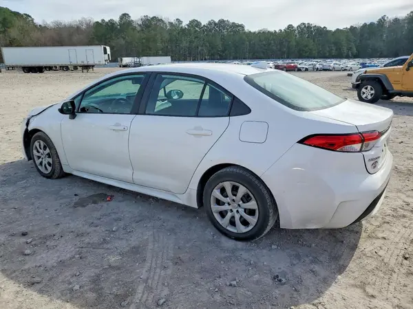 5YFEPMAE5NP375849 2022 TOYOTA COROLLA - Image 2