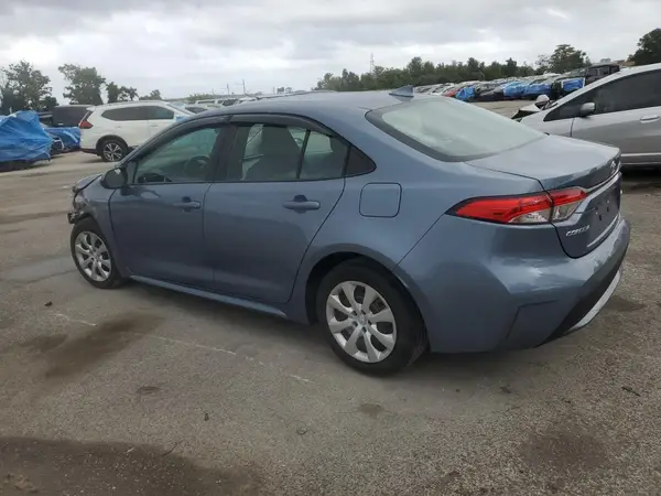 5YFEPMAE5NP387080 2022 TOYOTA COROLLA - Image 2
