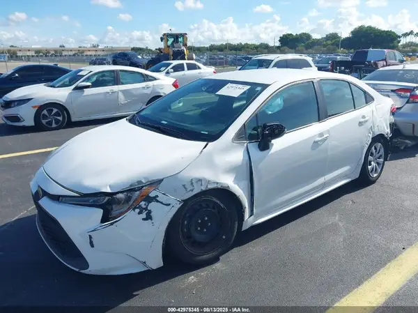 5YFEPMAE5NP389346 2022 TOYOTA COROLLA - Image 2