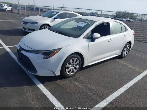5YFEPMAE6MP155683 2021 TOYOTA COROLLA - Image 2