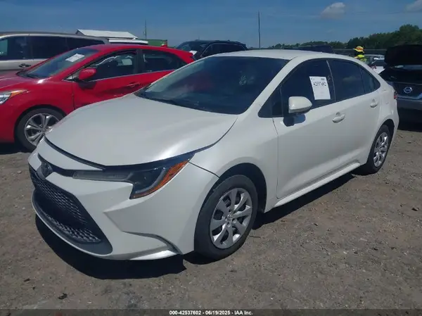 5YFEPMAE6MP157420 2021 TOYOTA COROLLA - Image 2