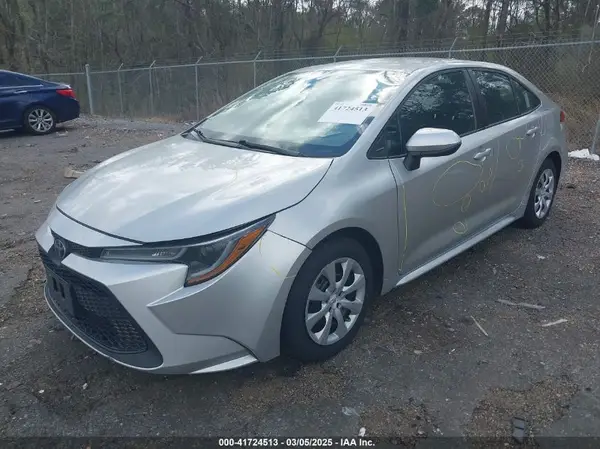 5YFEPMAE6MP165971 2021 TOYOTA COROLLA - Image 2