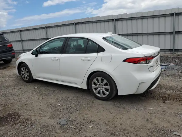 5YFEPMAE6MP166005 2021 TOYOTA COROLLA - Image 2