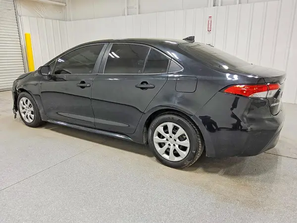 5YFEPMAE6MP175111 2021 TOYOTA COROLLA - Image 2