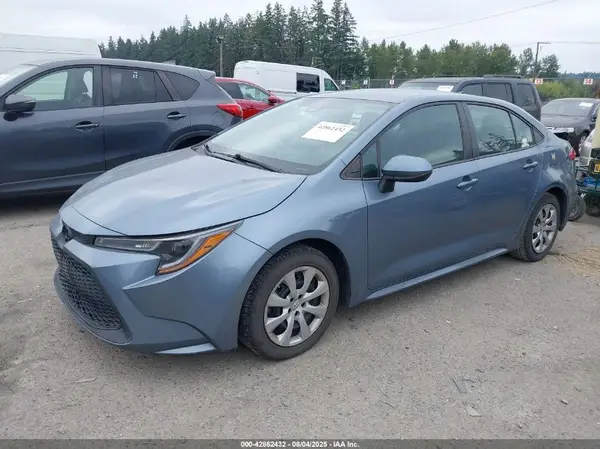 5YFEPMAE6MP183774 2021 TOYOTA COROLLA - Image 2