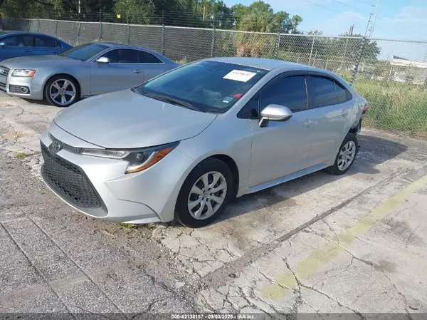 5YFEPMAE6MP184794 2021 TOYOTA COROLLA - Image 2