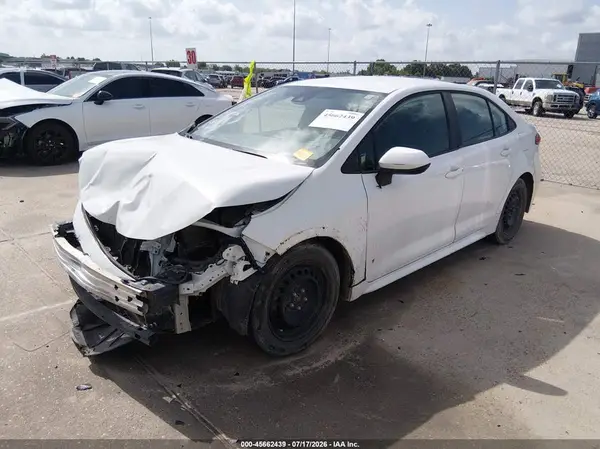 5YFEPMAE6MP184875 2021 TOYOTA COROLLA - Image 2