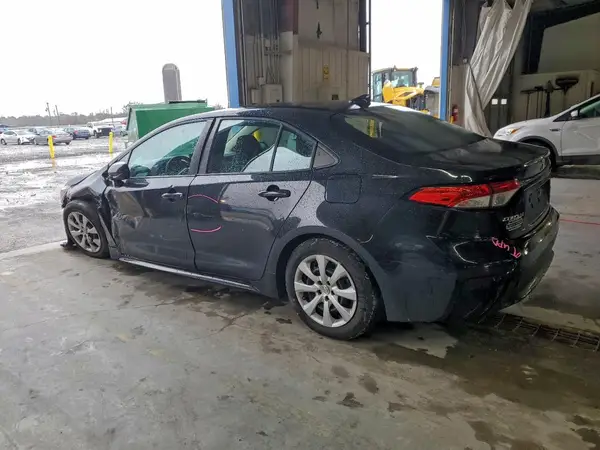 5YFEPMAE6MP185007 2021 TOYOTA COROLLA - Image 2