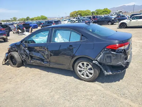 5YFEPMAE6MP204753 2021 TOYOTA COROLLA - Image 2