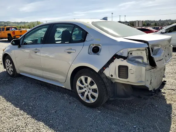 5YFEPMAE6MP204980 2021 TOYOTA COROLLA - Image 2