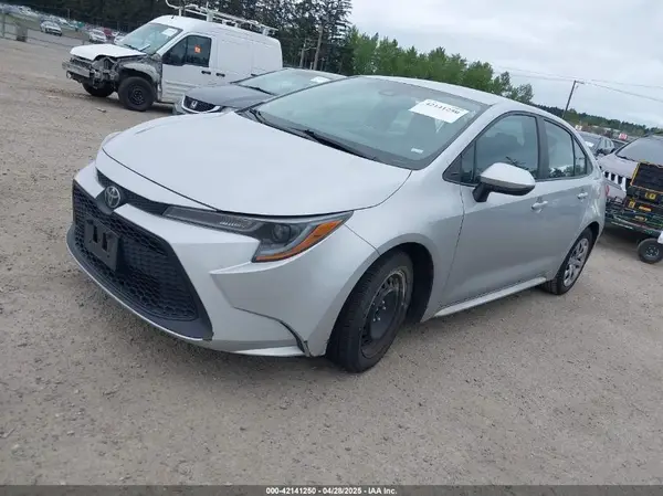 5YFEPMAE6MP207961 2021 TOYOTA COROLLA - Image 2