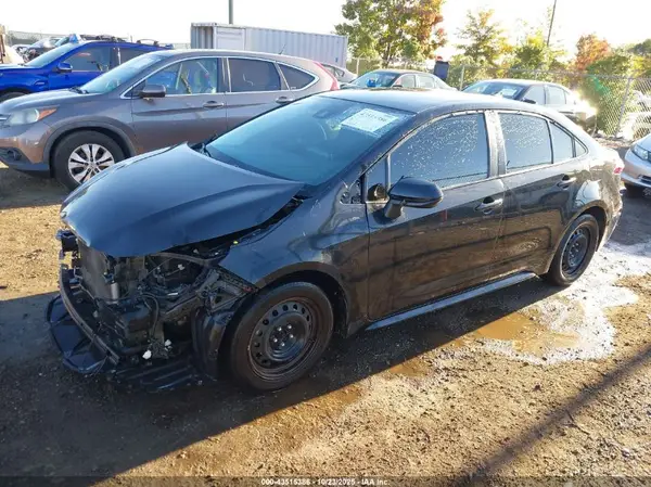 5YFEPMAE6MP210357 2021 TOYOTA COROLLA - Image 2