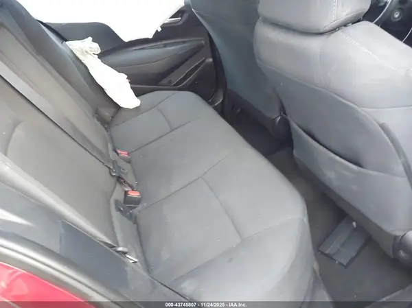 5YFEPMAE6MP210424 2021 TOYOTA COROLLA - Image 8
