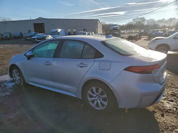 5YFEPMAE6MP211802 2021 TOYOTA COROLLA - Image 2