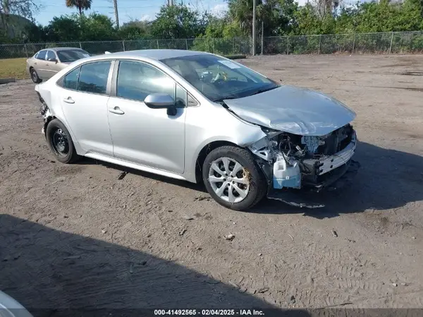 5YFEPMAE6MP211881 2021 TOYOTA COROLLA - Image 1