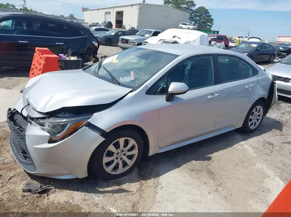5YFEPMAE6MP215879 2021 TOYOTA COROLLA - Image 2