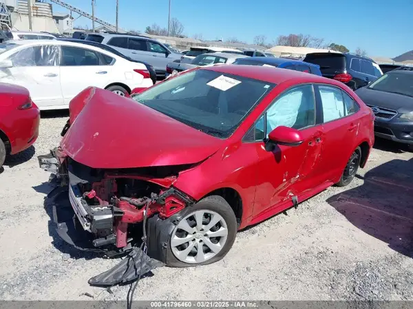 5YFEPMAE6MP217633 2021 TOYOTA COROLLA - Image 2