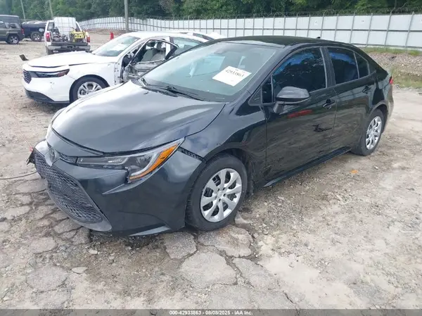 5YFEPMAE6MP224968 2021 TOYOTA COROLLA - Image 2