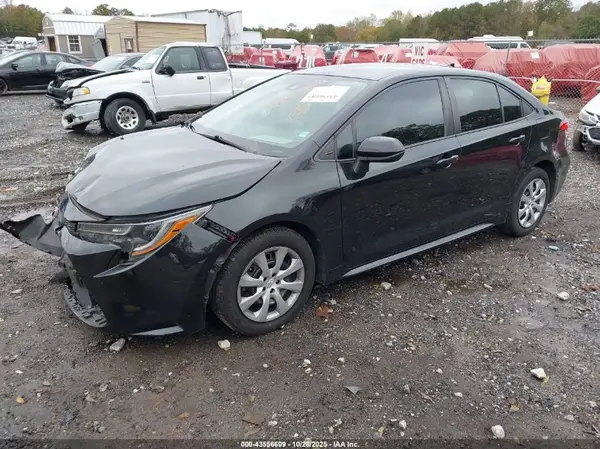 5YFEPMAE6MP227837 2021 TOYOTA COROLLA - Image 2