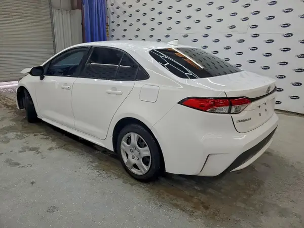 5YFEPMAE6MP235453 2021 TOYOTA COROLLA - Image 2