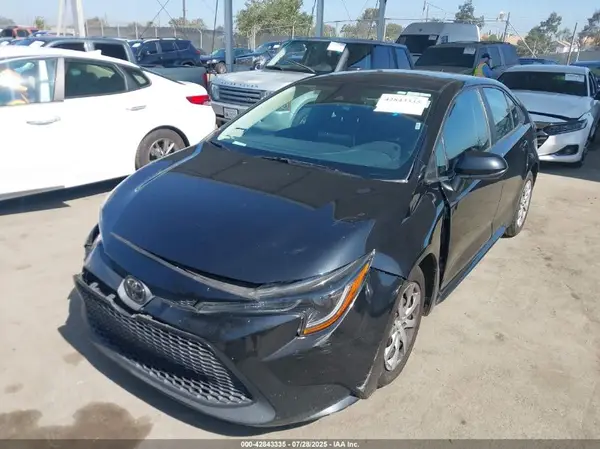 5YFEPMAE6MP239163 2021 TOYOTA COROLLA - Image 2