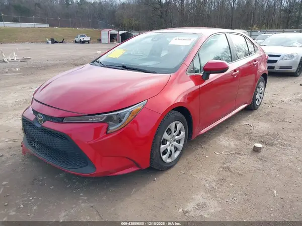 5YFEPMAE6MP246047 2021 TOYOTA COROLLA - Image 2