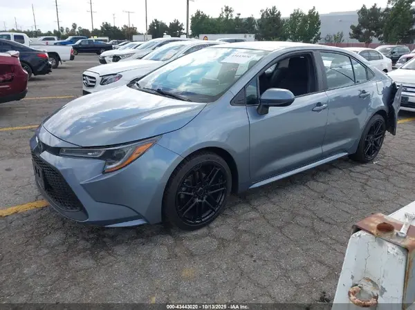 5YFEPMAE6MP247148 2021 TOYOTA COROLLA - Image 2