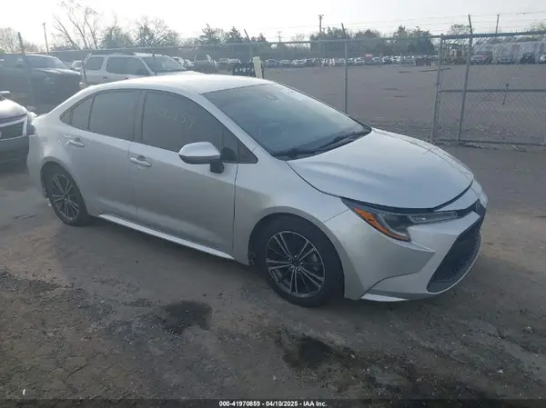 5YFEPMAE6MP247909 2021 TOYOTA COROLLA - Image 1