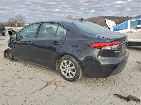 5YFEPMAE6MP256982 2021 TOYOTA COROLLA - Image 2