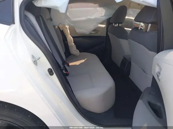 5YFEPMAE6MP262751 2021 TOYOTA COROLLA - Image 8