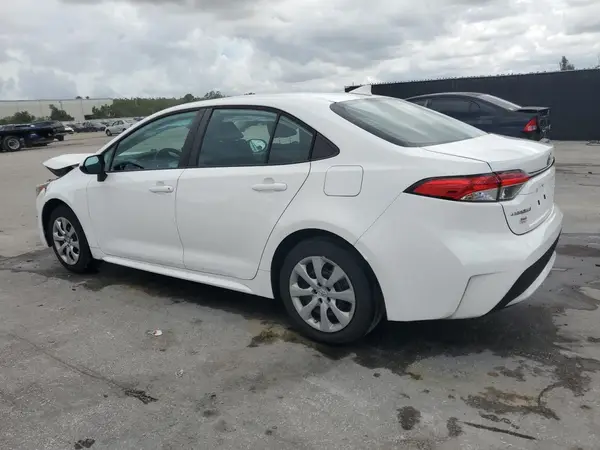 5YFEPMAE6MP262846 2021 TOYOTA COROLLA - Image 2