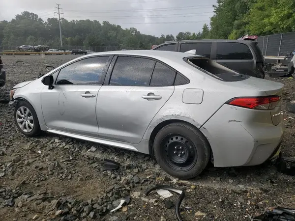 5YFEPMAE6NP275954 2022 TOYOTA COROLLA - Image 2