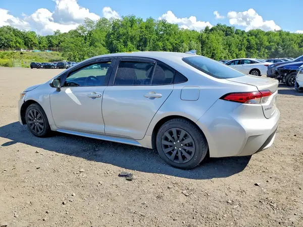 5YFEPMAE6NP276442 2022 TOYOTA COROLLA - Image 2