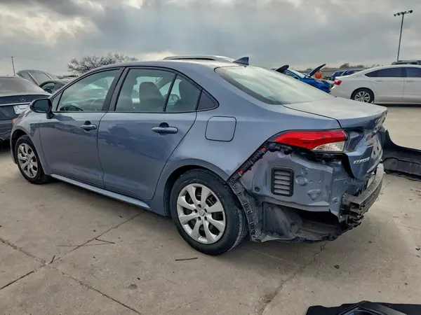 5YFEPMAE6NP284346 2022 TOYOTA COROLLA - Image 2