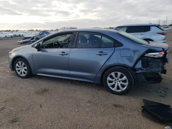 5YFEPMAE6NP289241 2022 TOYOTA COROLLA - Image 2