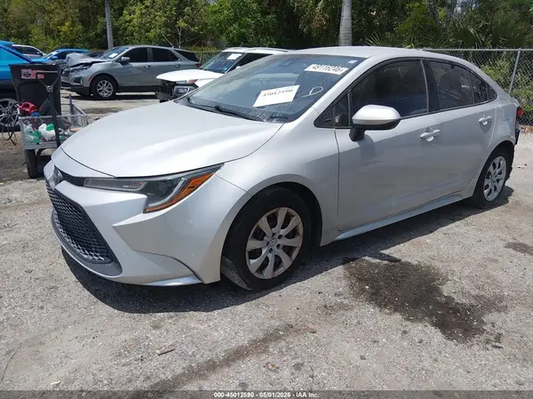 5YFEPMAE6NP289840 2022 TOYOTA COROLLA - Image 2