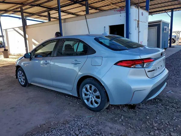 5YFEPMAE6NP289983 2022 TOYOTA COROLLA - Image 2
