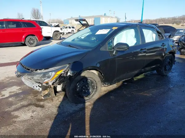 5YFEPMAE6NP296335 2022 TOYOTA COROLLA - Image 2