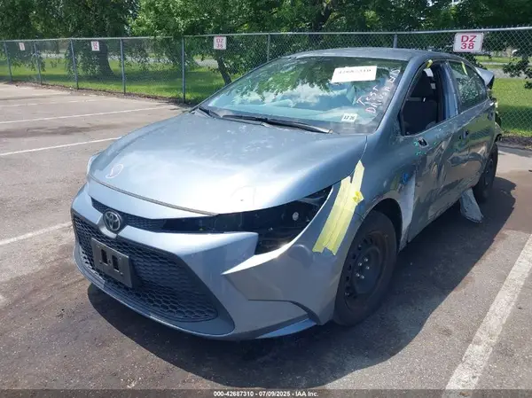 5YFEPMAE6NP296979 2022 TOYOTA COROLLA - Image 2