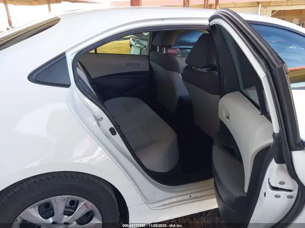 5YFEPMAE6NP297629 2022 TOYOTA COROLLA - Image 8