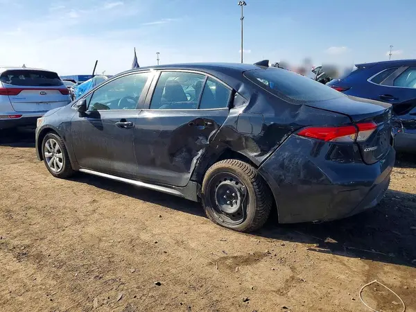 5YFEPMAE6NP298554 2022 TOYOTA COROLLA - Image 2